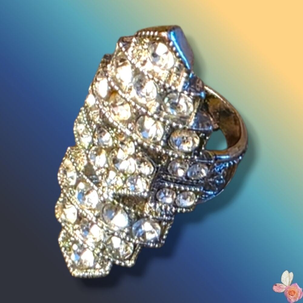 Art Deco Rhinestone Silver Statement Ring Size 7 – 7.5 101